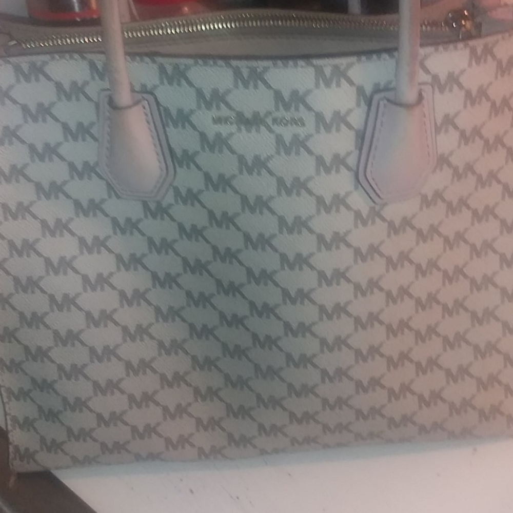 Michael khors purse